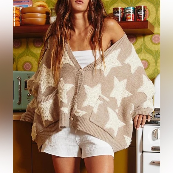 🎉New Cozy Stylish Taupe Oversized Star Cardigan + Skirt Set. Sizes 2-16 - Picture 12 of 15